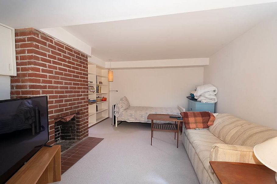 4726 W 7th Avenue Vancouver, BC - 16