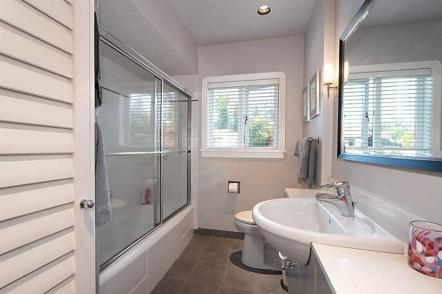 4726 W 7th Avenue Vancouver, BC - 15