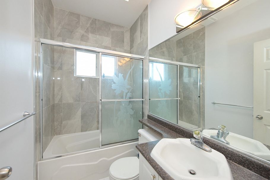 6499 St. Catherines Street Vancouver, BC - 11