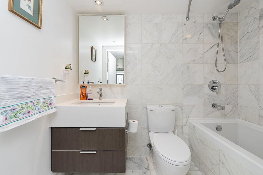 705 110 Switchmen Street Vancouver, BC - 26