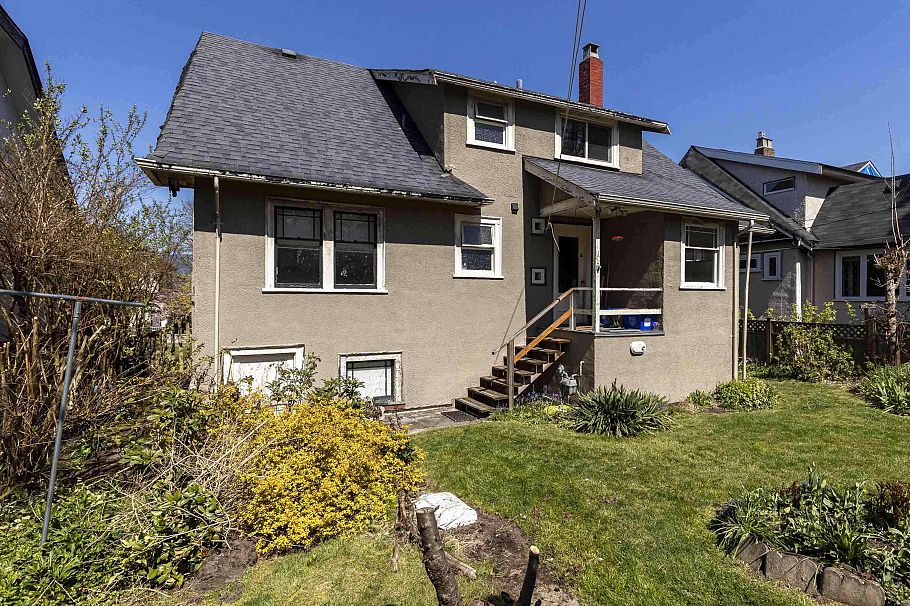 4250 W 9th Avenue Vancouver, BC - 11