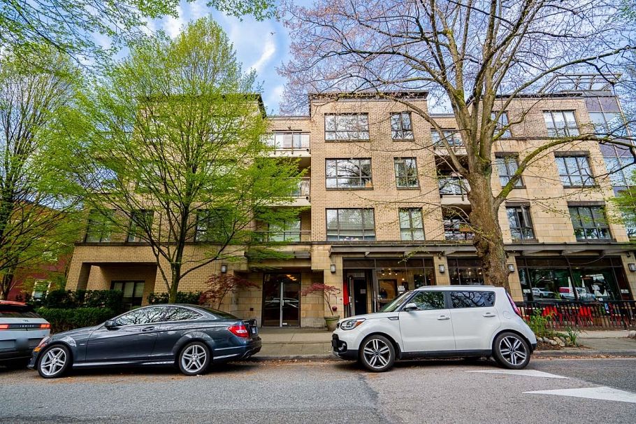 301 2015 Trafalgar Street Vancouver, BC - 2