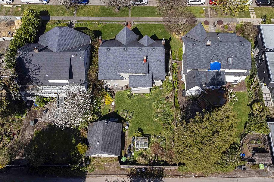 4250 W 9th Avenue Vancouver, BC - 23