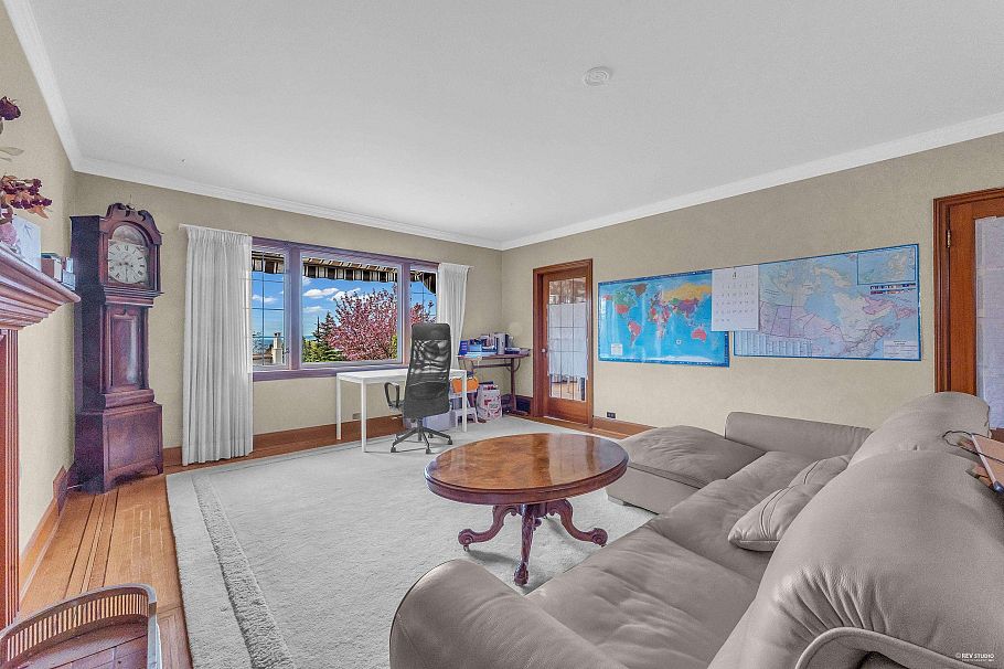 1529 Western Crescent Vancouver, BC - 10