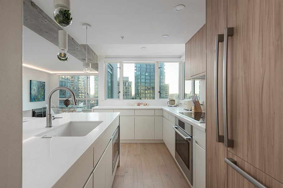 2601 1238 Melville Street Vancouver, BC - 5