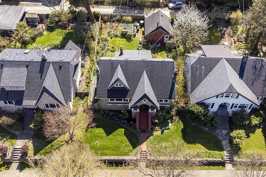 4250 W 9th Avenue Vancouver, BC - 17