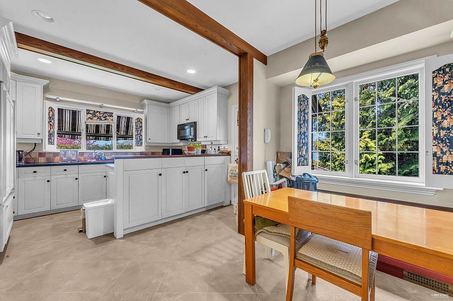 1529 Western Crescent Vancouver, BC - 7