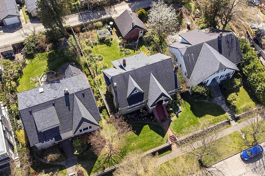 4250 W 9th Avenue Vancouver, BC - 18