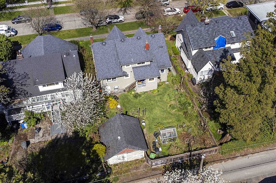 4250 W 9th Avenue Vancouver, BC - 15