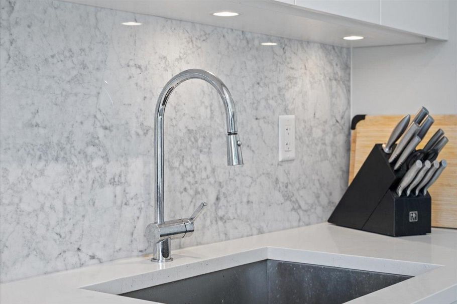 201 2508 Fraser Street Vancouver, BC - 10