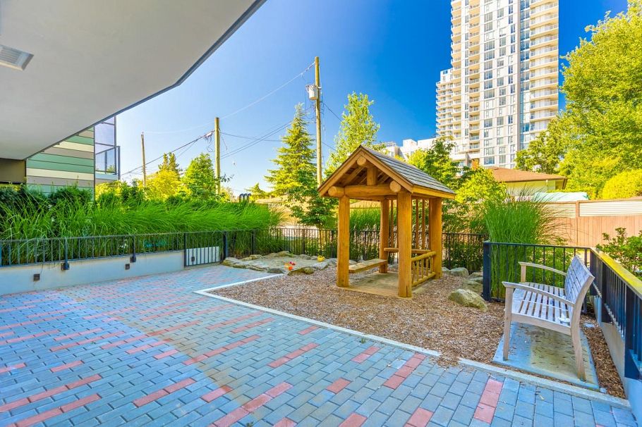 209 488 W 58th Avenue Vancouver, BC - 19