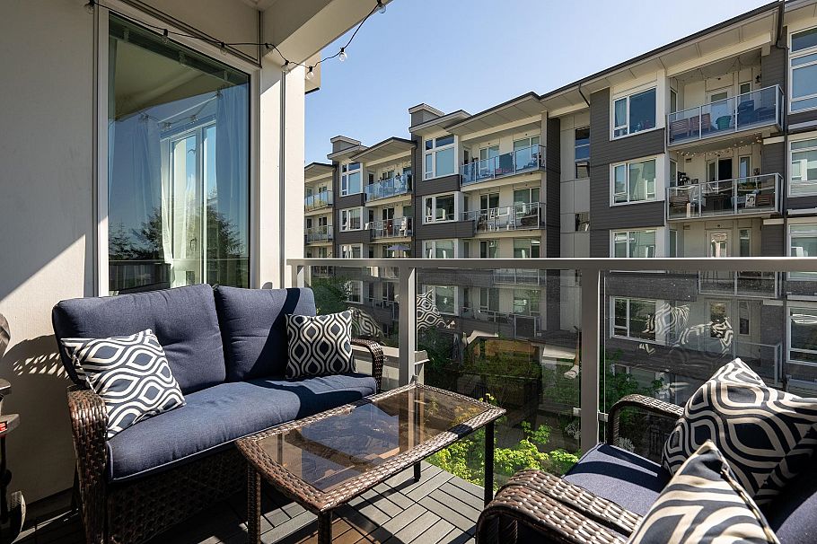 306 277 W 1st Street North Vancouver, BC - 20