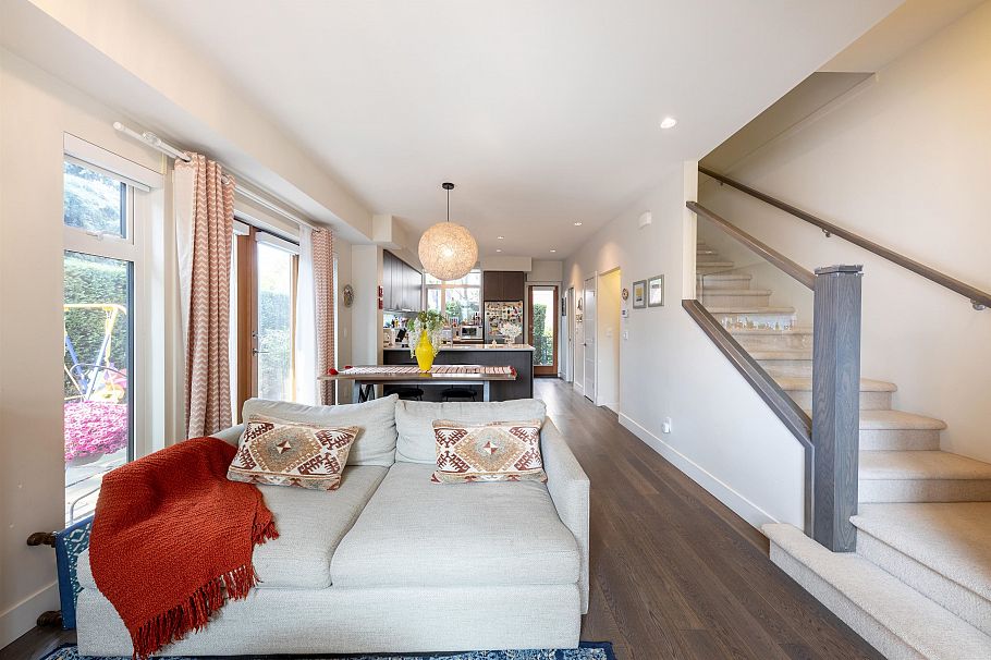 979 W 46th Avenue Vancouver, BC - 12