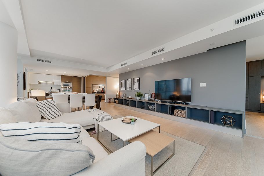 1701 1499 W Pender Street Vancouver, BC - 4