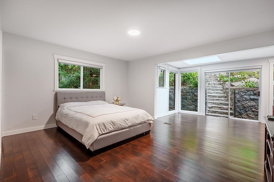 4066 Norwood Avenue North Vancouver, BC - 13