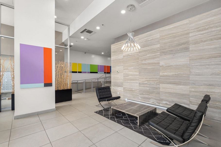 503 788 Hamilton Street Vancouver, BC - 2