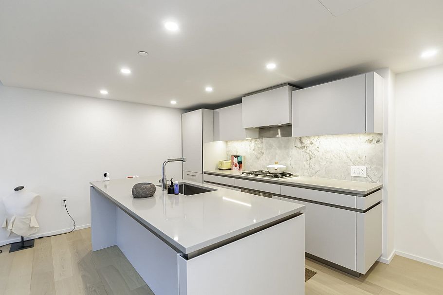 606 889 Pacific Street Vancouver, BC - 14