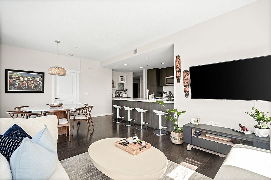 306 277 W 1st Street North Vancouver, BC - 9