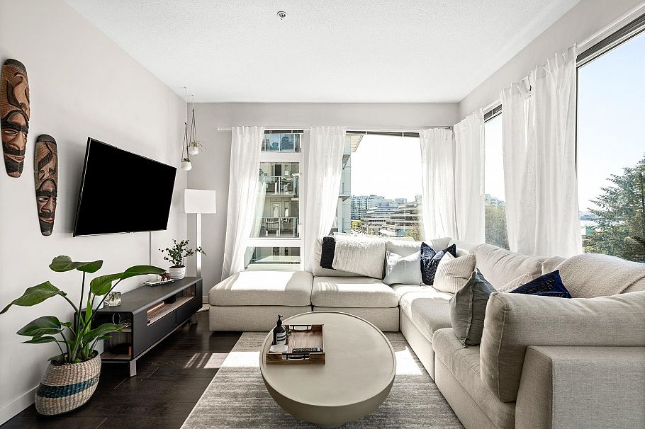 306 277 W 1st Street North Vancouver, BC - 5