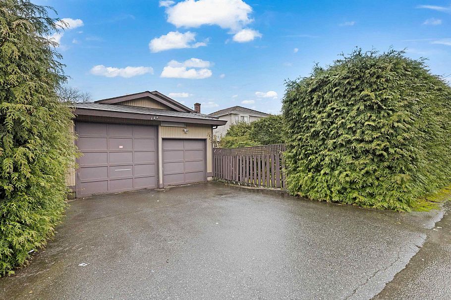 137 W Woodstock Avenue Vancouver, BC - 37