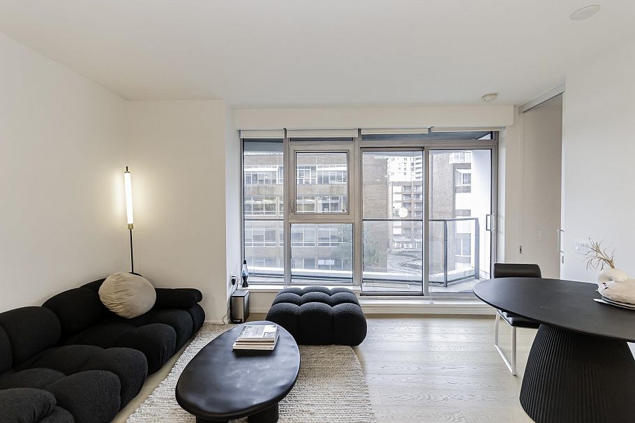 606 889 Pacific Street Vancouver, BC - 2