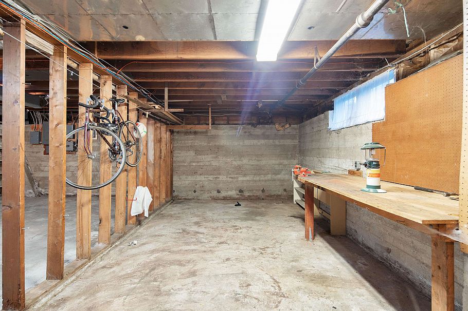 1350 Laurier Avenue Vancouver, BC - 17