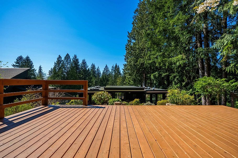 4066 Norwood Avenue North Vancouver, BC - 23