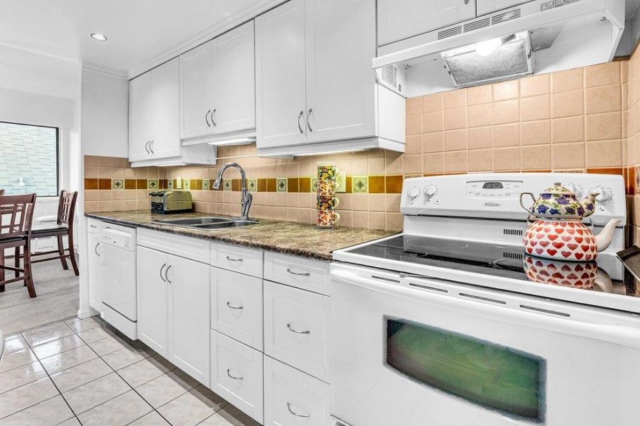 301 2710 Lonsdale Avenue North Vancouver, BC - 6