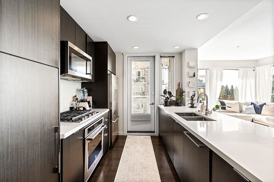 306 277 W 1st Street North Vancouver, BC - 12