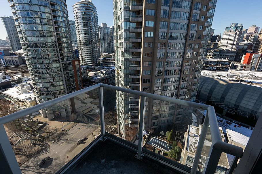 1903 550 Taylor Street Vancouver, BC - 17