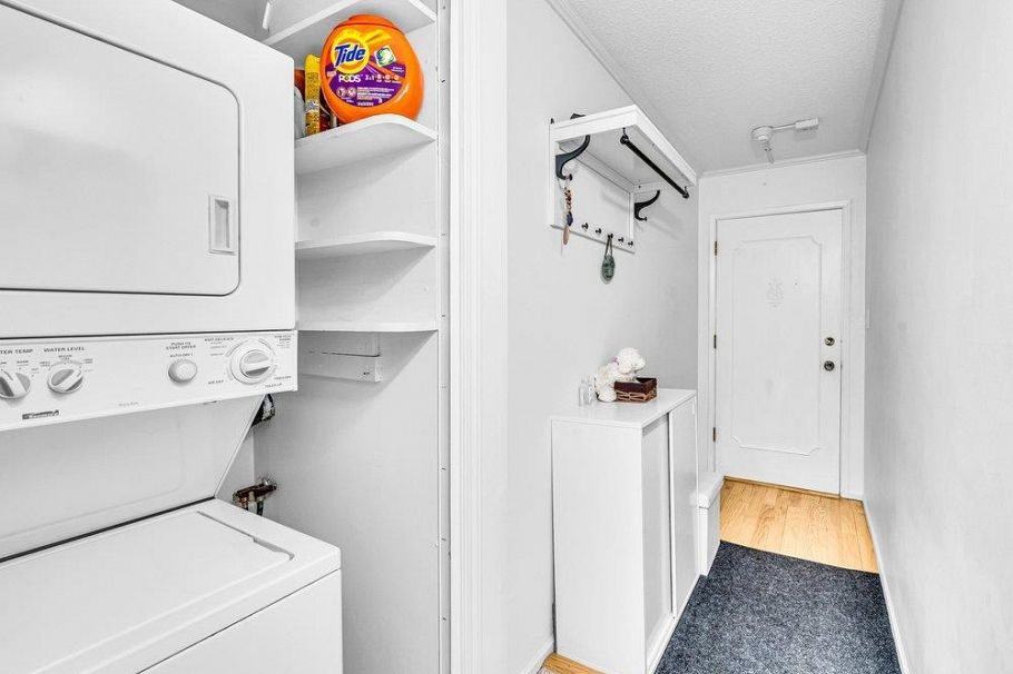 301 2710 Lonsdale Avenue North Vancouver, BC - 17