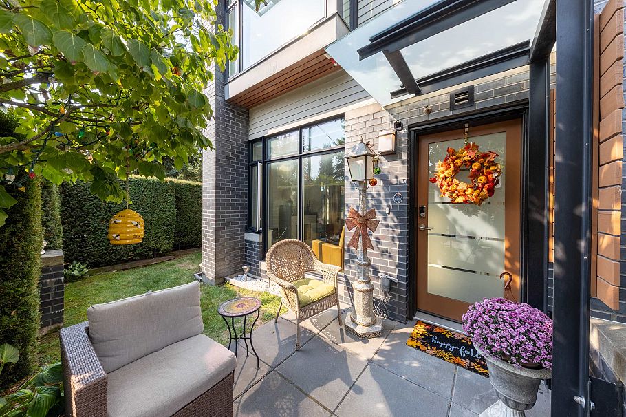 979 W 46th Avenue Vancouver, BC - 3