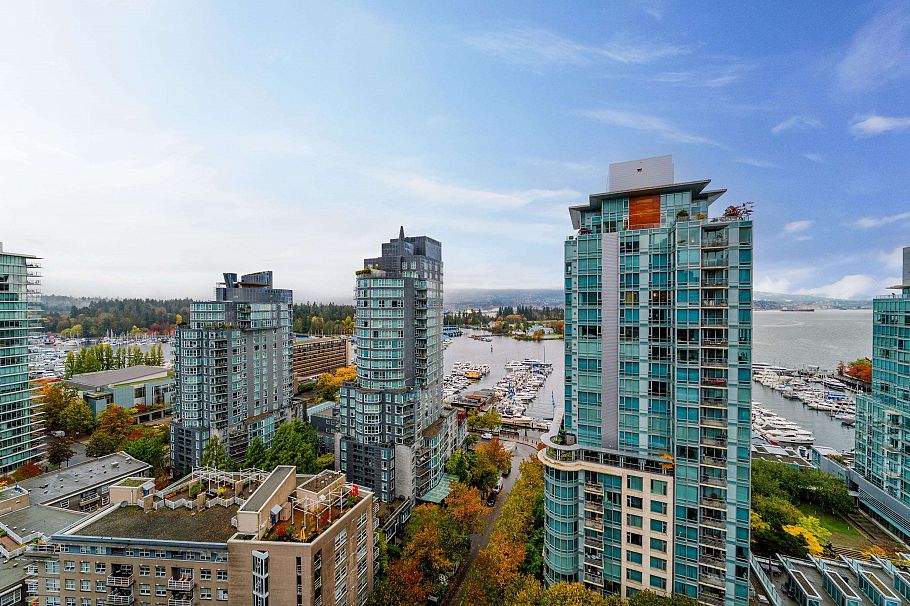 1701 1499 W Pender Street Vancouver, BC - 22