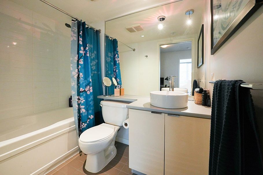 2208 788 Hamilton Street Vancouver, BC - 7