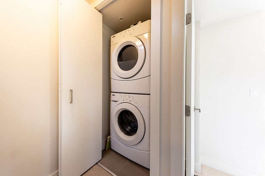 979 W 46th Avenue Vancouver, BC - 28