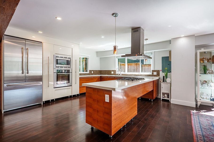 4066 Norwood Avenue North Vancouver, BC - 5