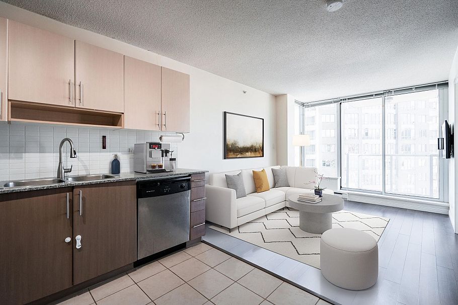 1903 550 Taylor Street Vancouver, BC - 2