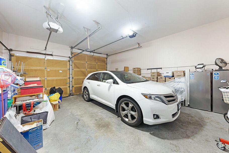 137 W Woodstock Avenue Vancouver, BC - 39