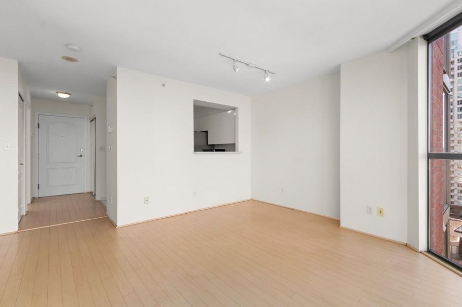 1007 888 Pacific Street Vancouver, BC - 8