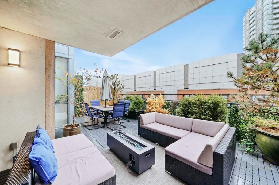 309 555 Abbott Street Vancouver, BC - 9