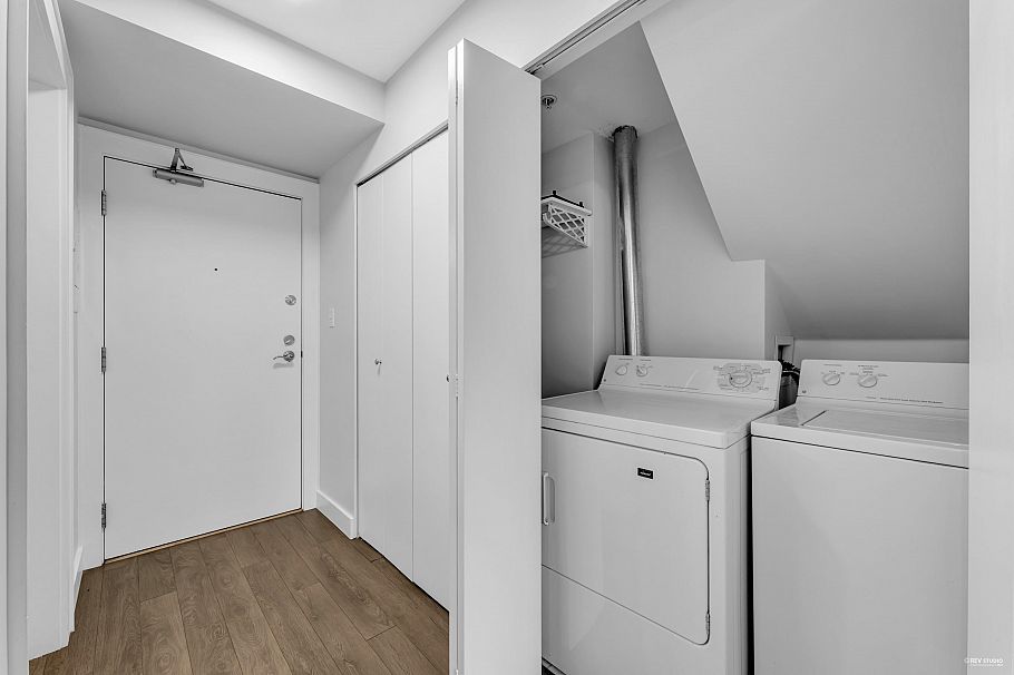 319 418 E Broadway Vancouver, BC - 14