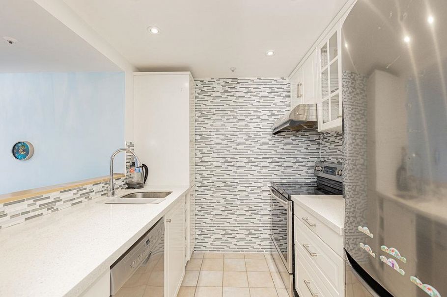 1702 811 Helmcken Street Vancouver, BC - 5