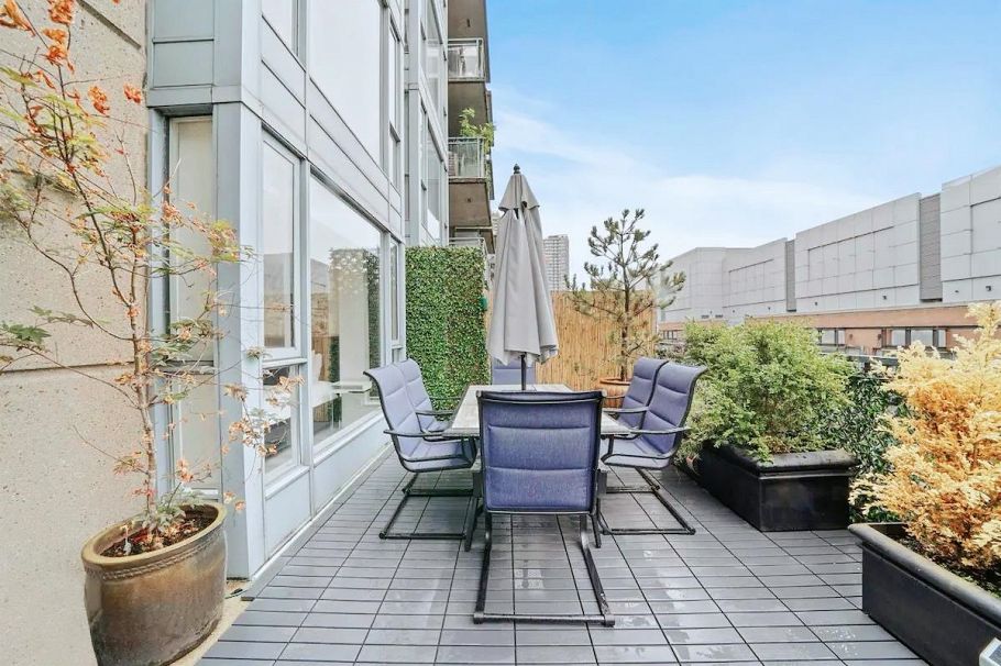 309 555 Abbott Street Vancouver, BC - 6