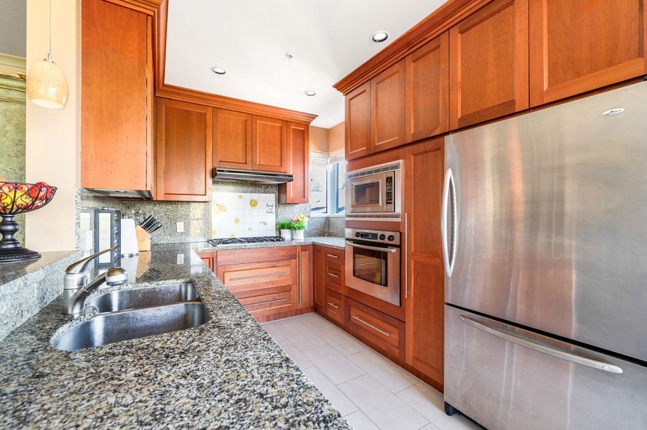 403 4685 Valley Drive Vancouver, BC - 12