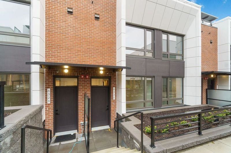 6330 Oak Street Vancouver, BC - 1