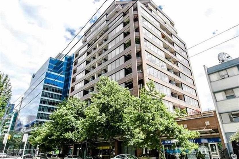 909 1010 Howe Street Vancouver, BC - 1