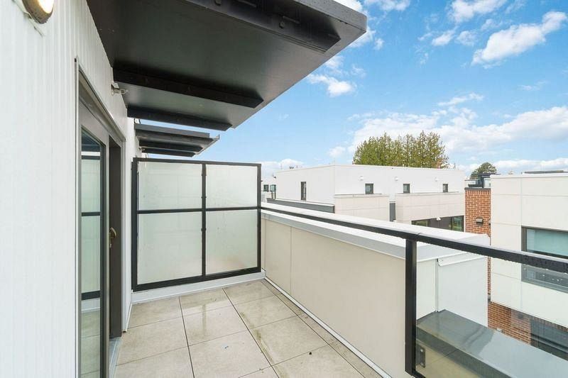 6330 Oak Street Vancouver, BC - 13