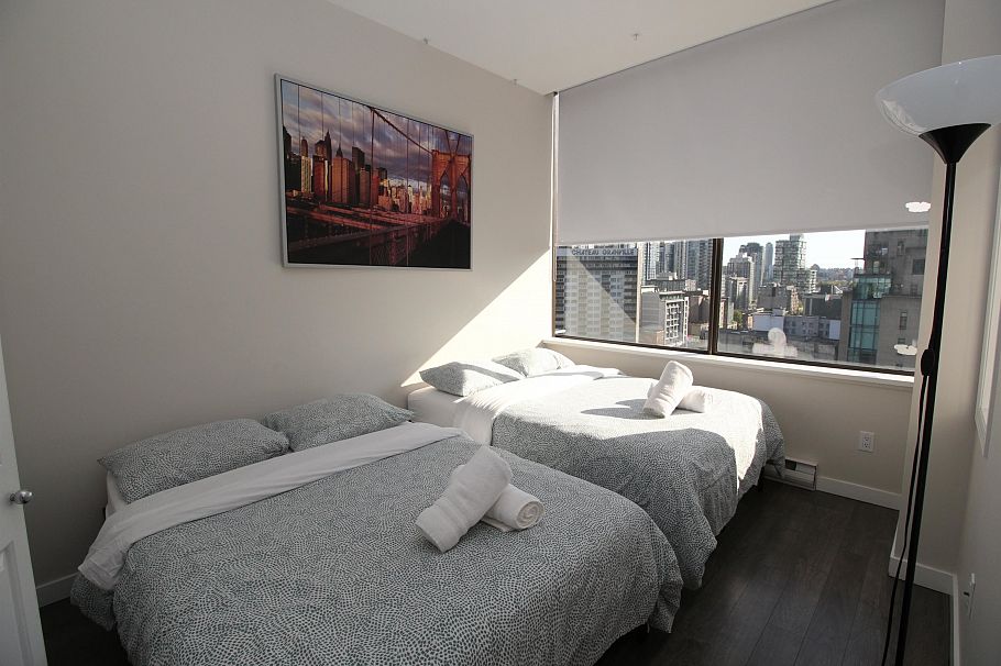 909 1010 Howe Street Vancouver, BC - 6