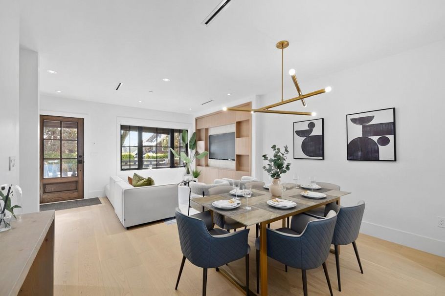 2505 W 37th Avenue Vancouver, BC - 5