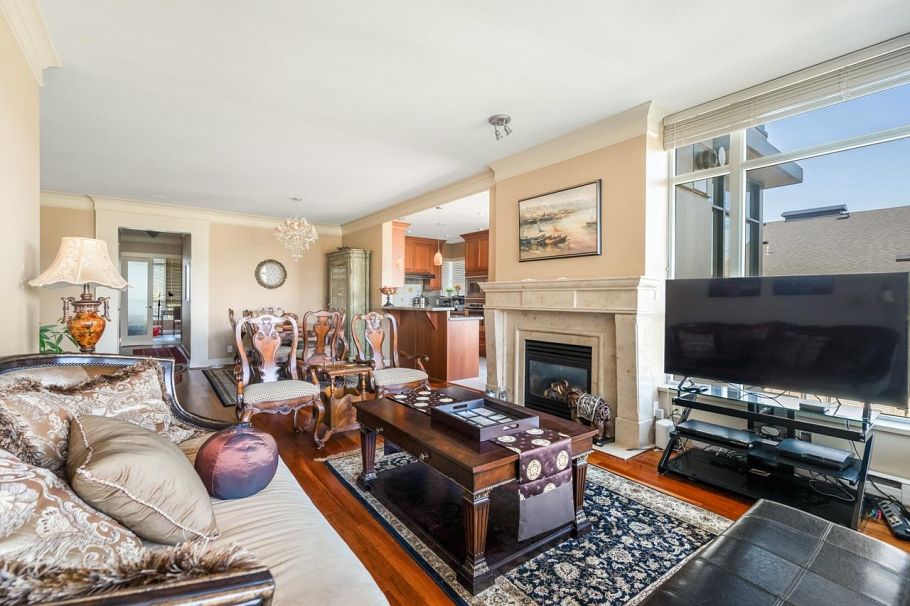 403 4685 Valley Drive Vancouver, BC - 8